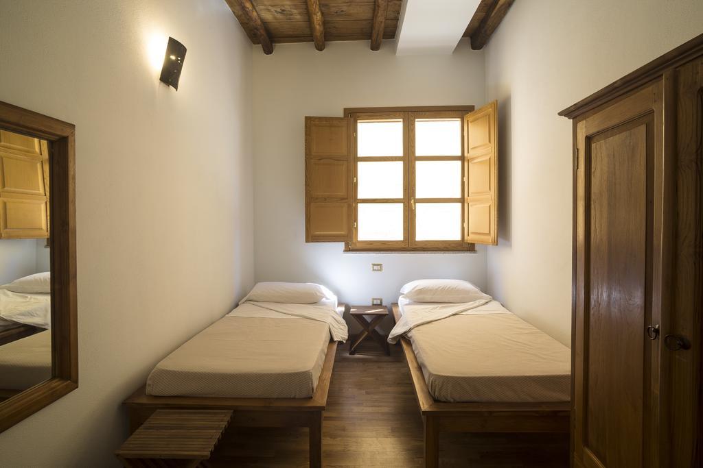 Le Tre Case カリアリ 部屋 写真